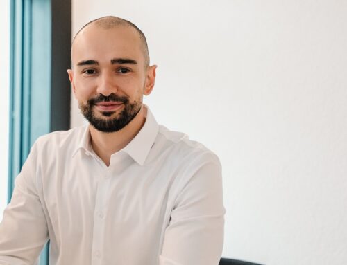 Herzlichen Glückwunsch: Edin Ganibegovic als IT-Auditor (IDW) anerkannt